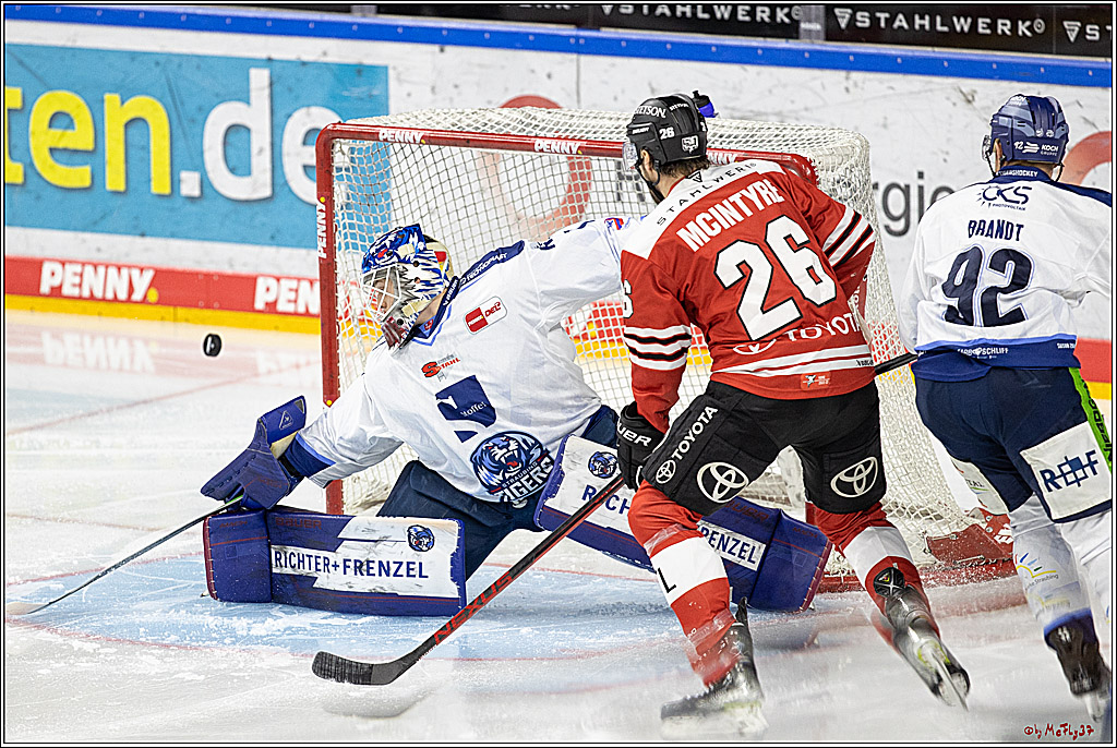 PENNY DEL;  Koelner Haie - Straubing Tigers; Koeln, 28.12.2022
